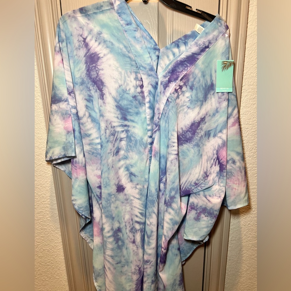 NWT Apana Resort Ethereal Tie Dye cover up medium